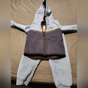 Kids clothing